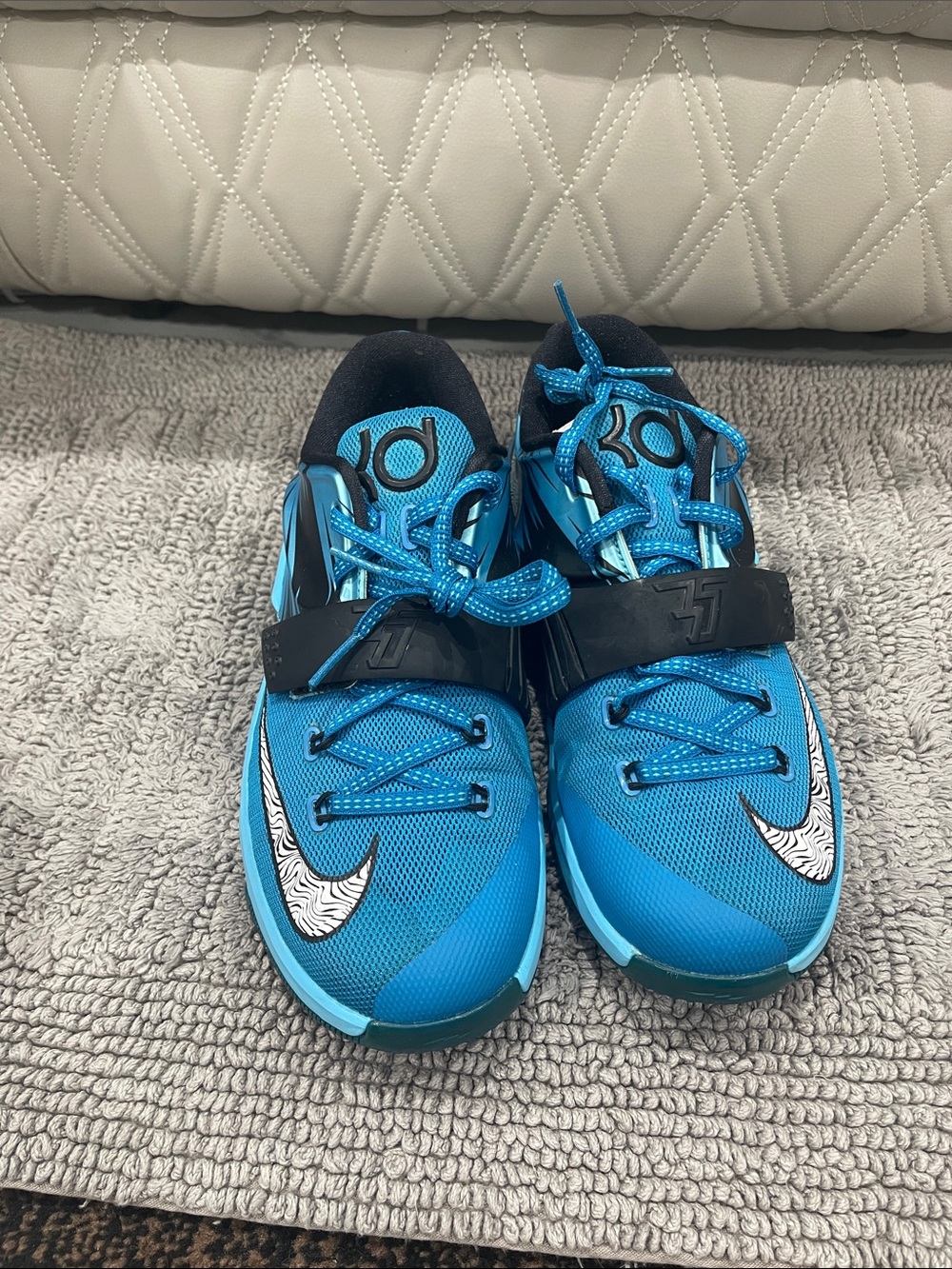 Nike KD 7 Clearwater (lacquer blue) size 5.5 Youth.